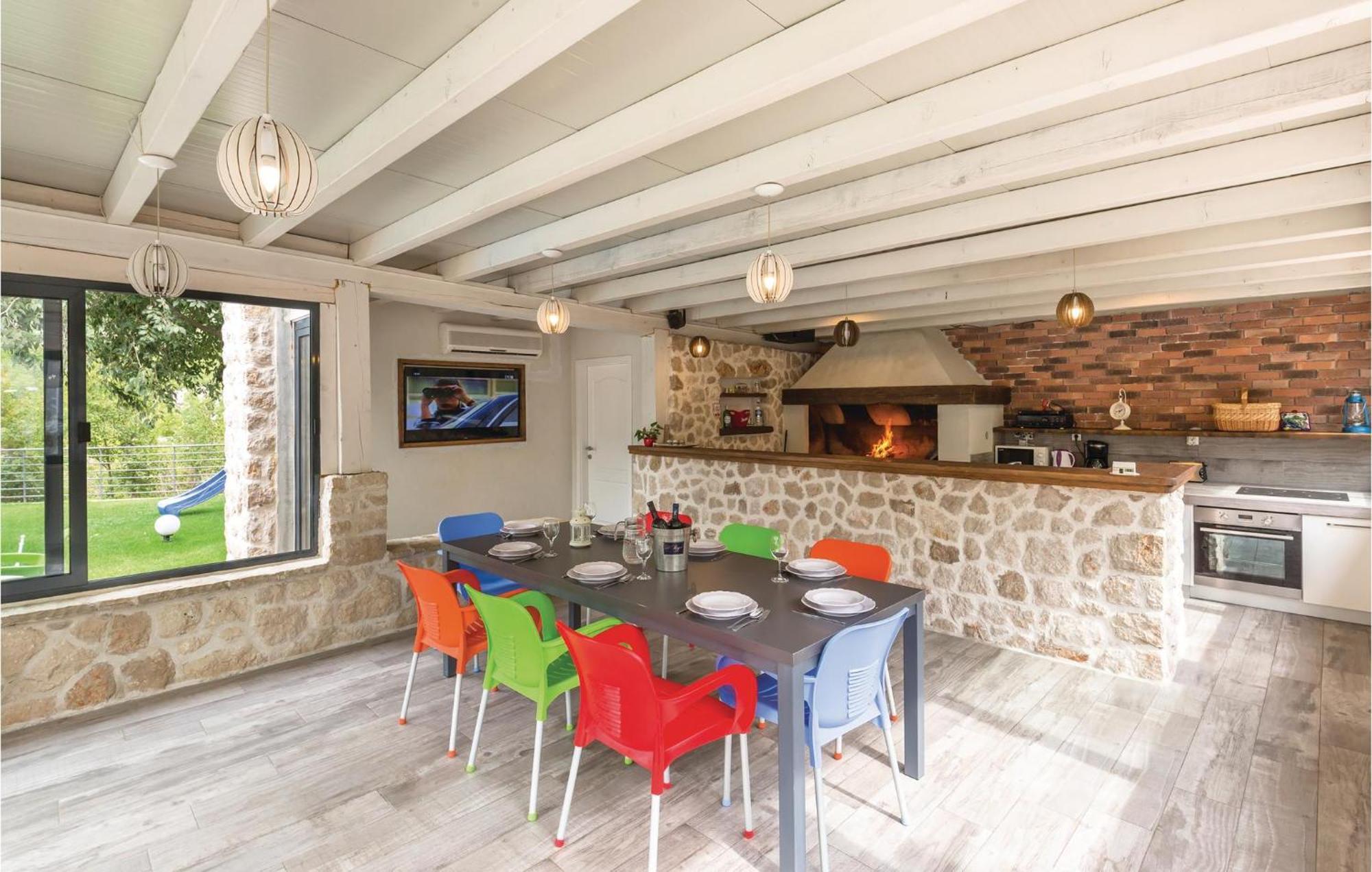 6 Bedroom Gorgeous Home In Zagvozd Exterior foto